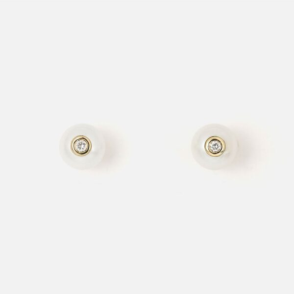 Anel em ouro com pérolas e diamantes coleção akoya da Leitão & Irmão