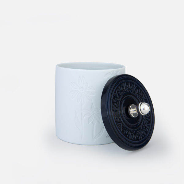 Caixa de Porcelana Daisy Azul Cobalto com pega em prata da Leitão & Irmão